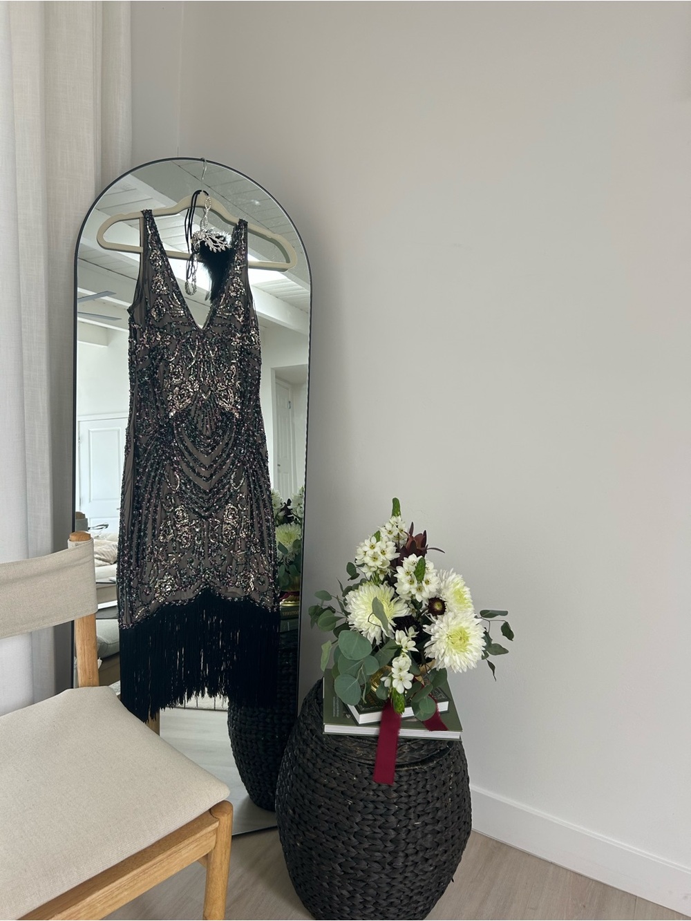 1920s Flapper Costume Dress Black Silver Beaded Fringe Great Gatsby Art Deco S